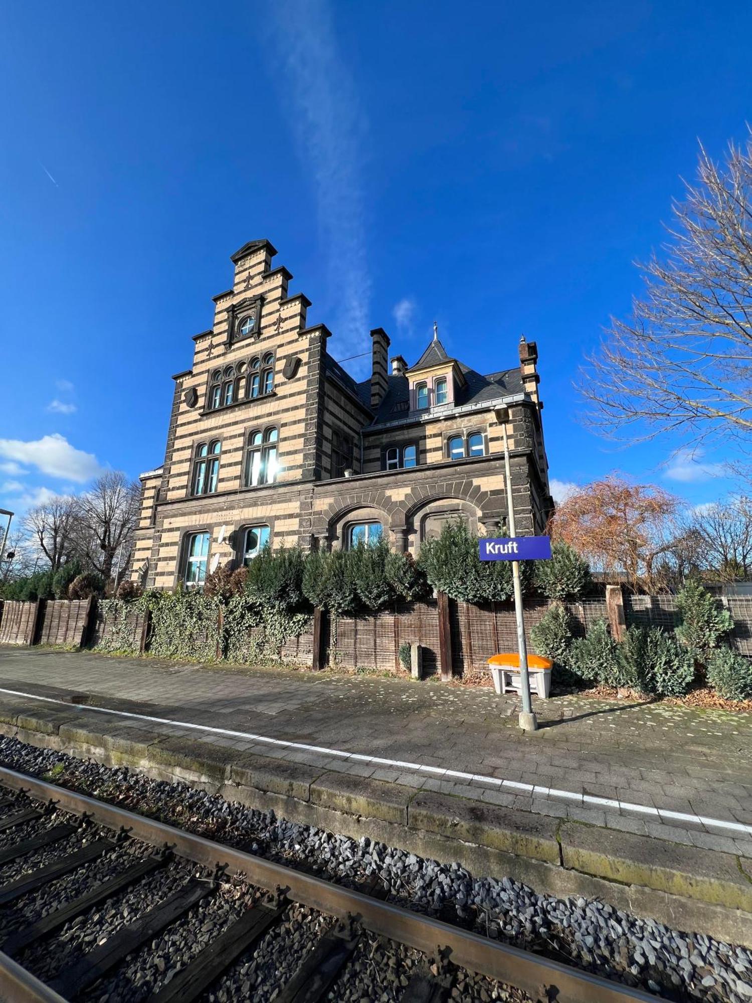 Wohnen Wie Im Schloss - Alter Bahnhof Von Kruft 외부 사진